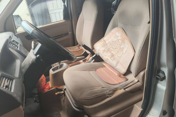 Used Wuling Rongguang 2014 1.5L S Standard Version Left Front Seat