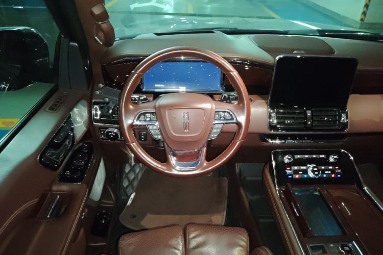 Used Lincoln Navigator 2019 3.5T Presidential Series China VI Standard
