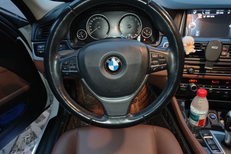 Used BMW 5 Series 2017 520Li Elegant Edition
