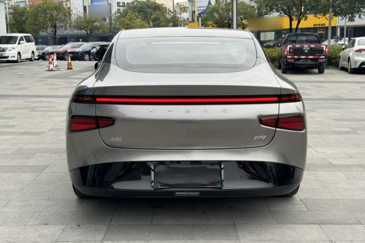 Used XPeng P7 2023 P7i 702 Pro