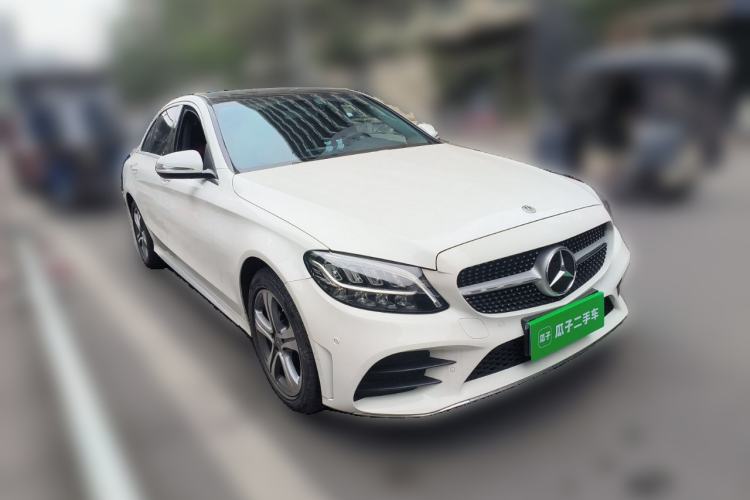 Used Mercedes-Benz C-Class 2019 Restyled C 260 L Sport Edition Front Right 45 Deg
