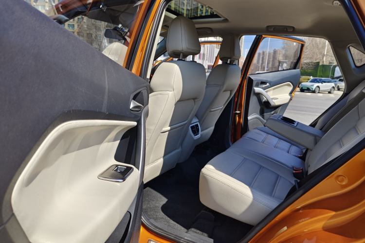 Used MG GS 2015 1.5TGI TST Luxury Edition Interior 5