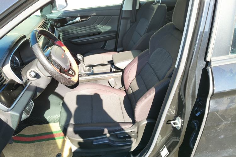 Used Sinotruk VGV U70 2020 1.5T Manual Comfort Edition 7 Seats