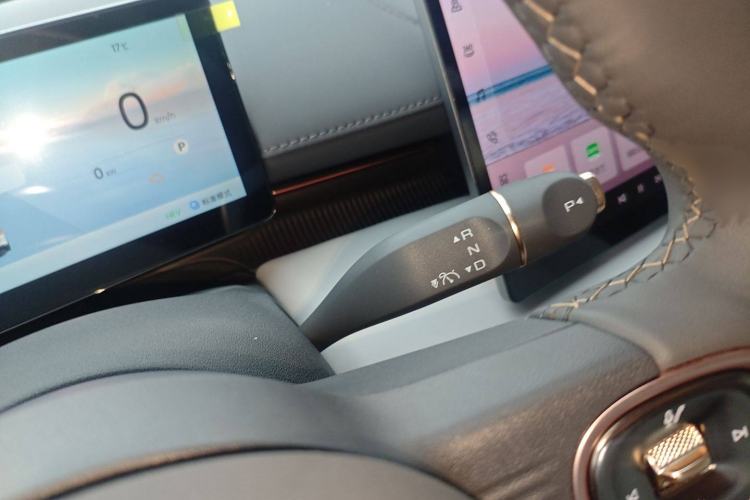 Used Baojun Enjoy 2025 Plug-in Hybrid 140km Luxury Edition
