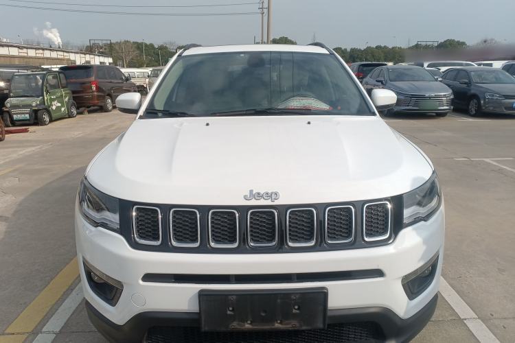 Used Jeep Compass 2017 200T Automatic Family Edition
