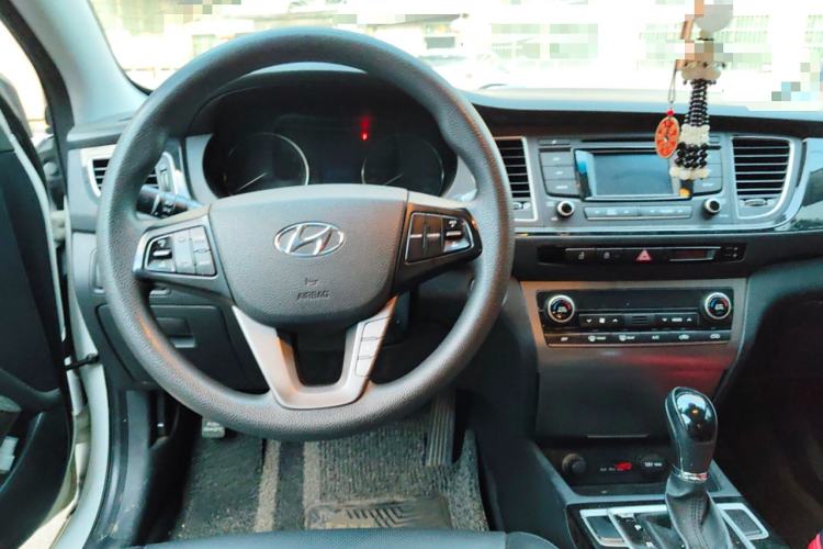 Used Hyundai Mistra 2014 1.8L Automatic Smart GLS

