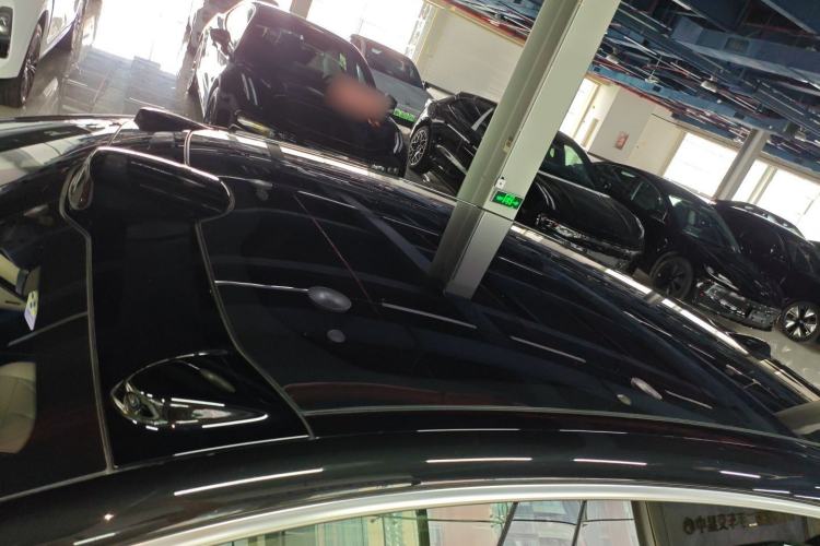 Used Nio ET5T 2025 75 kWh Touring Roof