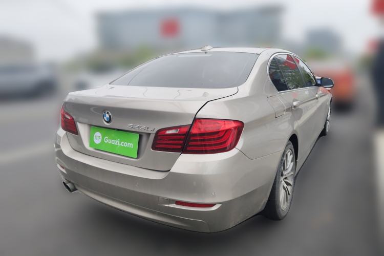 Used BMW 5 Series 2014 520Li Elegant Model Rear Right 45 Deg