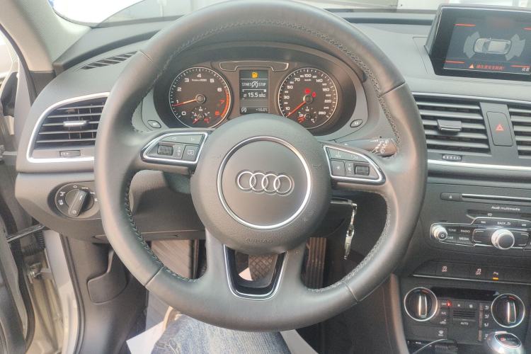 Used Audi Q3 2017 30 TFSI Fashion Model
