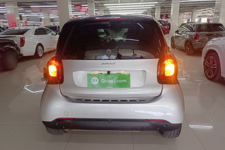 Used smart fortwo 2015 1.0L 52 kW Hardtop Passion Edition
