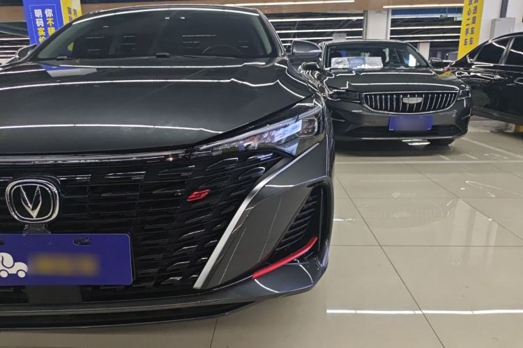 Used CHANGAN Eado 2024 PLUS Blue Whale NE 1.4T GDI DCT High-Energy Edition
