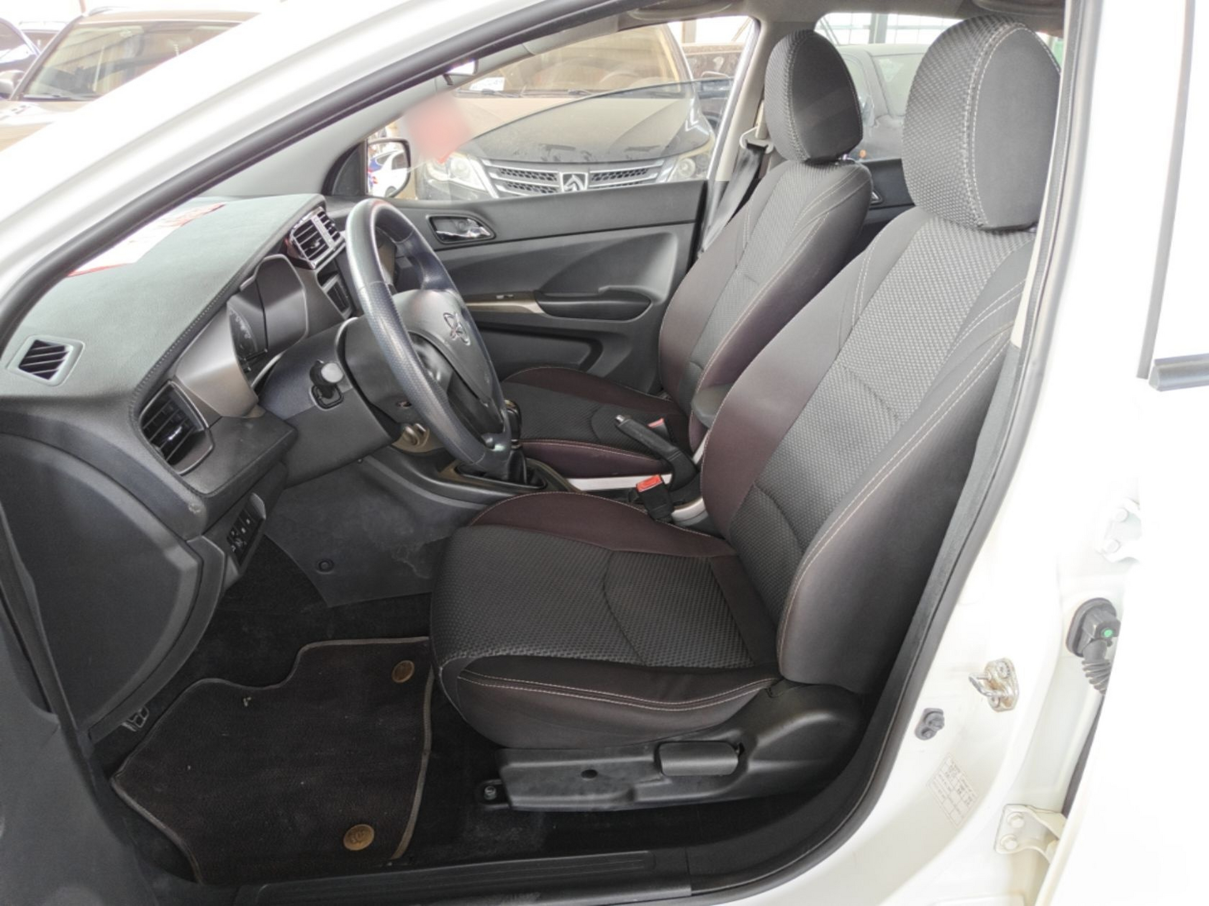 Avant de la voiture