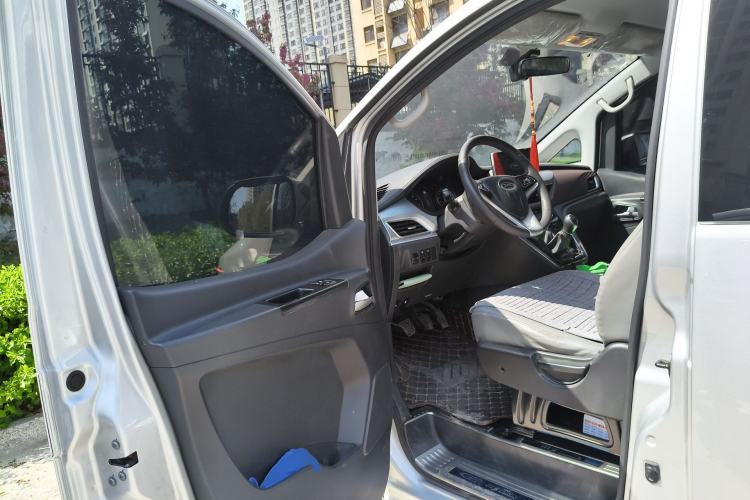 Used JAC Refine M3 2022 PLUS 1.8L 7-seater Standard Model Driver Seat