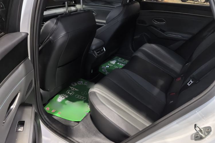 Used BYD Qin L 2024 DM-i 80KM Leading Model
