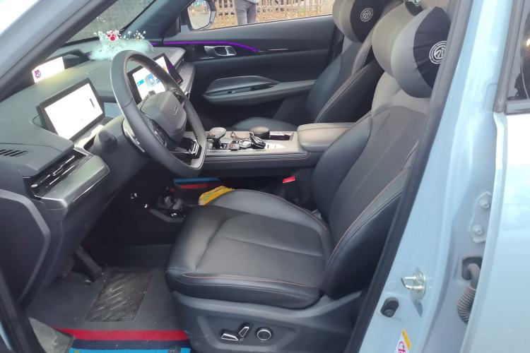 Used CHANGAN OSHAN Z6 2022 Blue Whale 1.5T DCT Smart Edition Urban Version
