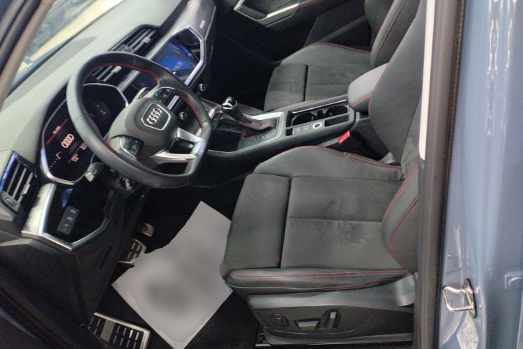 Used Audi Q3 2022 40 TFSI RS Package Performance Model