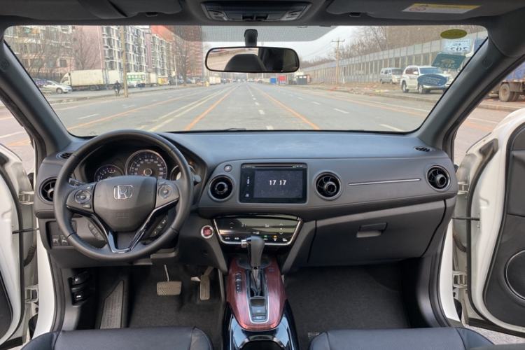 Used Honda XR-V 2015 1.8L VTi CVT Luxury Edition Interior 10