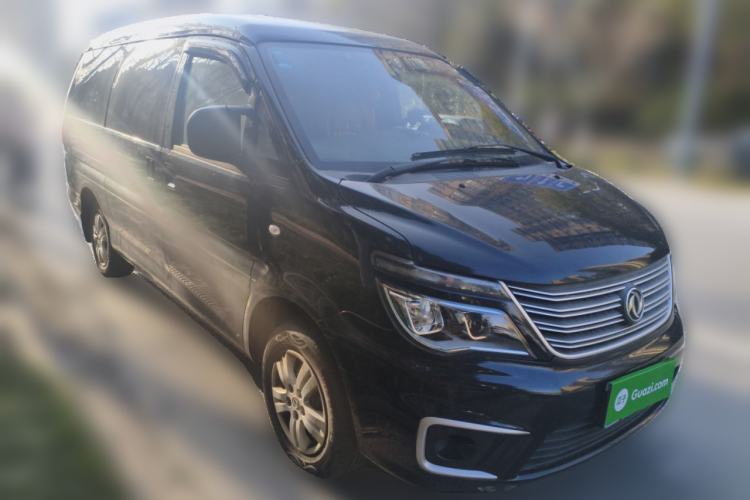 Used FORTHING Lingzhi 2020 M5L 1.6L Base Model 7 Seats Front Right 45 Deg