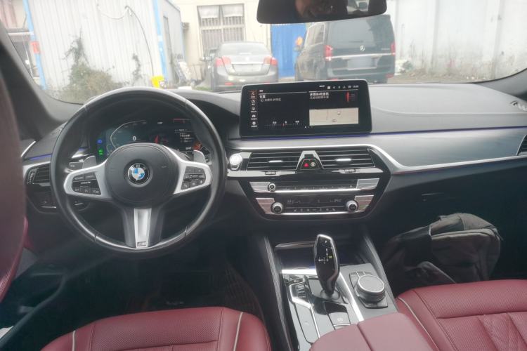 Used BMW 5 Series 2021 Facelifted 530Li Leading Edition M Sport Package