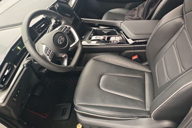 Used Hyundai Custo 2024 270TGDi LUX Prestige Edition Driver Seat