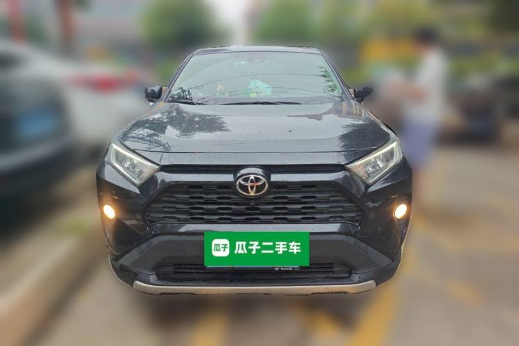 Used Toyota RAV4 2021 2.0L CVT Two-Wheel Drive Fashion Edition