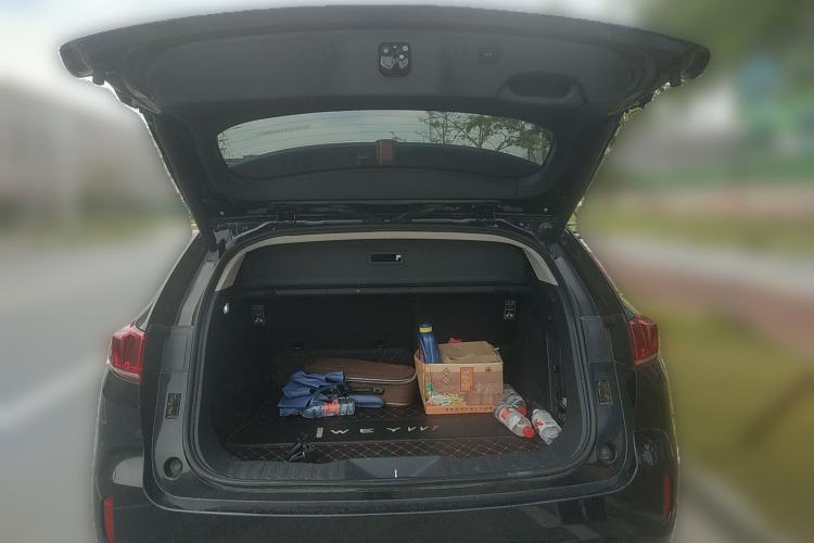 Used Wey VV7 2017 2.0T Flagship Model
