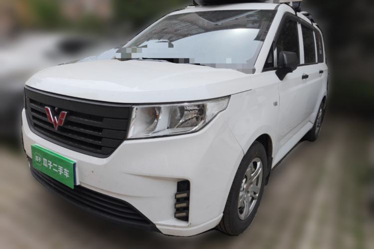 Used Wuling Hongguang PLUS 2019 1.5T Manual Standard Edition 5 Seats