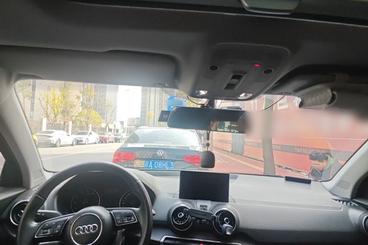 Used Audi Q2L 2018 35 TFSI Launch Exclusive Edition China V