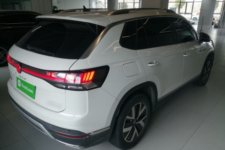 Used Volkswagen Tayron 2023 280TSI Two-Wheel-Drive Luxury Plus Advanced Version
