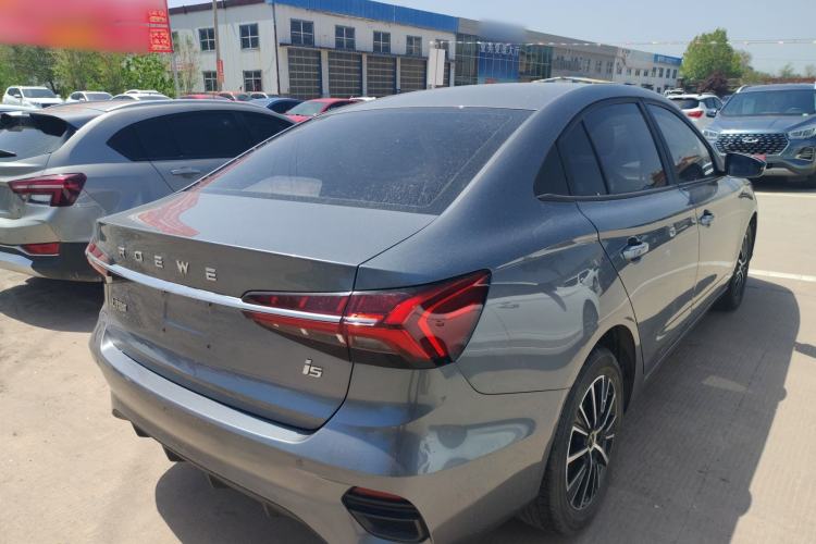 Used Roewe i5 2021 1.5L CVT Platinum Edition
