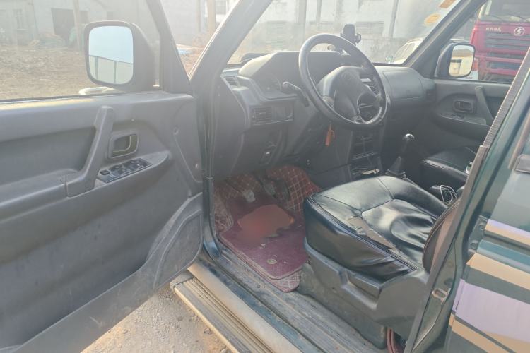 Used Leopaard 6481 2009 2.2L Manual Two-Wheel Drive
