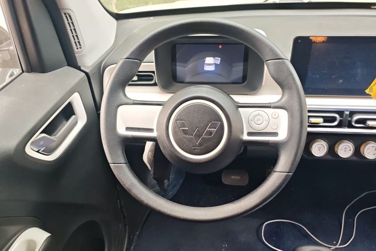 Used Wuling Hongguang MINIEV 2024 3rd Generation 170 km Steering Wheel