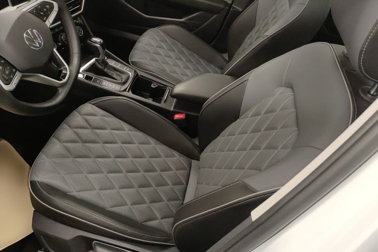 Used Volkswagen Sagitar 2023 300TSI DSG Excellence Edition Left Front Seat