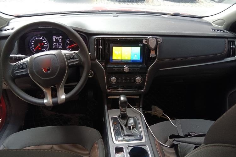 Used Roewe i6 2019 PLUS 1.6L CVT 4G Connected Luxury Deluxe Edition