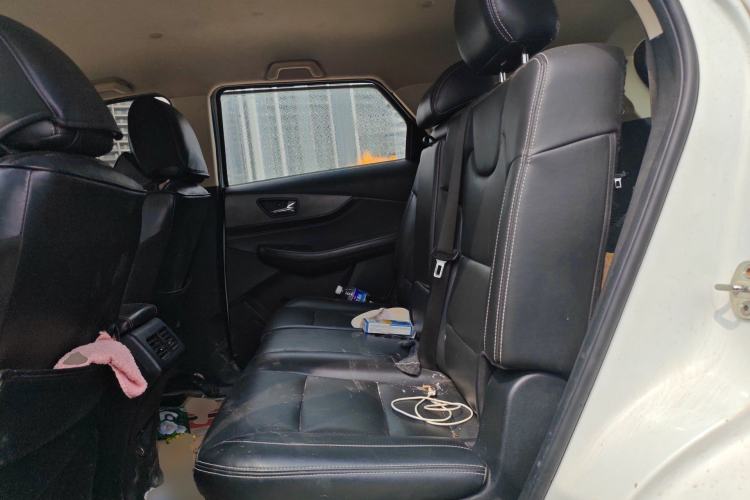 Used Dongfeng Fengon S560 2019 1.8L Manual Urban Model
