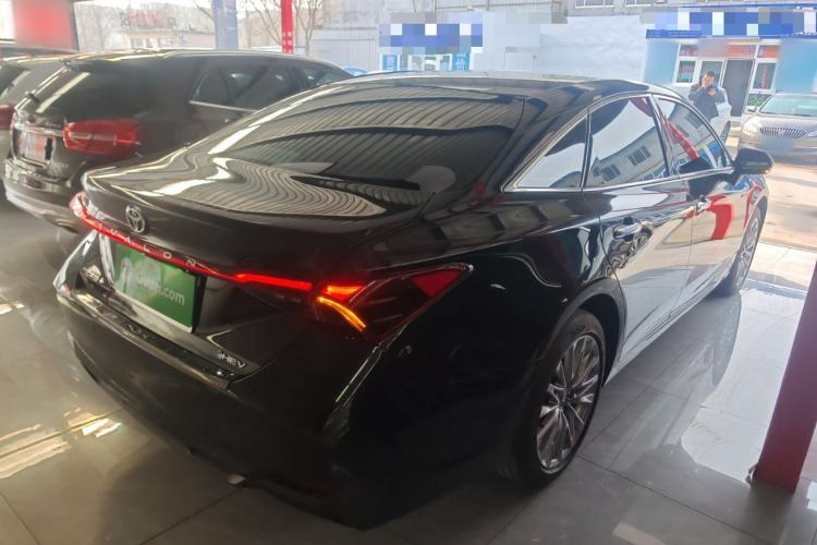 Used Toyota Avalon 2024 Dual-Motor 2.0L Luxury Edition