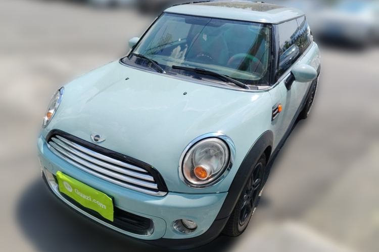 Used MINI 2013 1.6L ONE Limited Edition First Version Front Left 45 Deg