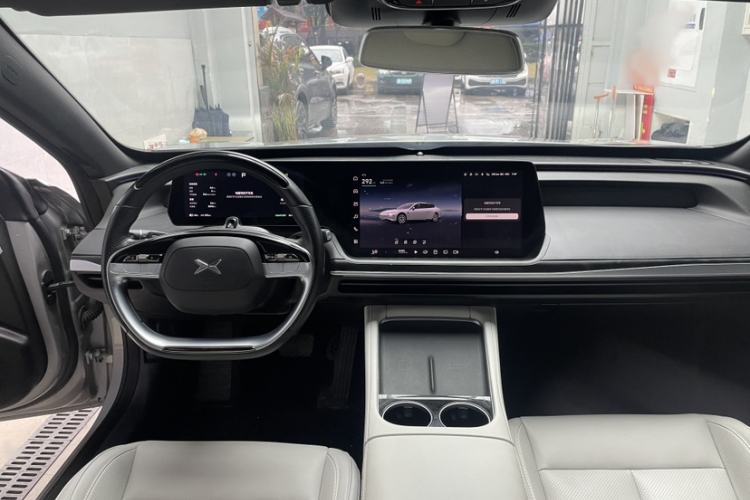 Used XPeng P7 2023 P7i 702 Max Interior 1