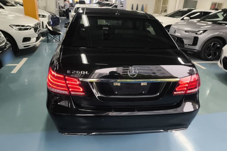 Used Mercedes-Benz E-Class 2014 E 260 L
