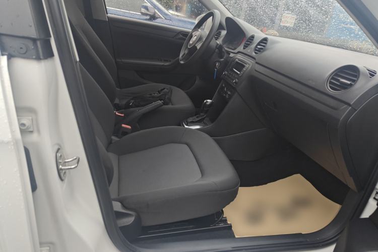 Used Volkswagen Jetta 2015 Value Edition 1.6L Automatic Fashion Version
