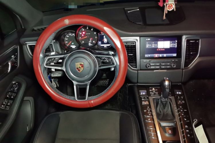 Used Porsche Macan 2017 Macan 2.0T
