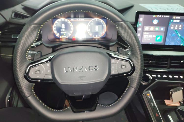 Used Lynk & Co 06 2023 Remix 1.5T Dynamic Halo
