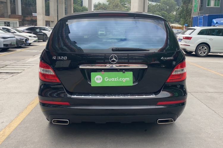 Used Mercedes-Benz R-Class 2015 R 320 4MATIC Luxury Model
