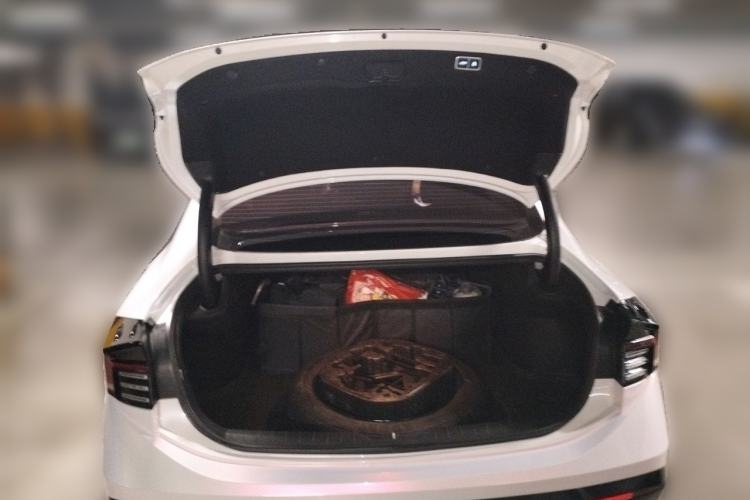 Used Hyundai Sonata 2024 2.0T N Line Max Trunk