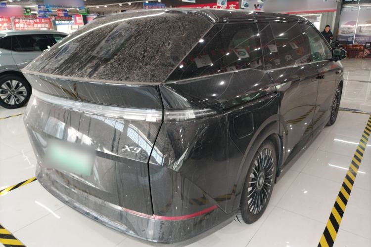 Used XPeng X9 2025 740 Ultra-Long Range Max