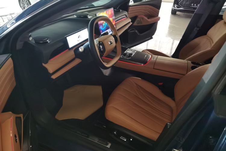 Used Geely Galaxy 8 2025 130km EM-P Exploration Edition Left Front Seat