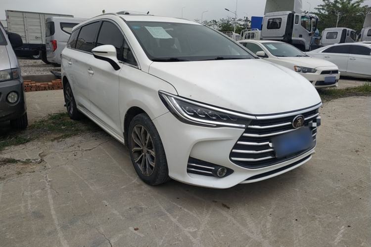 Used BYD Song MAX 2019 1.5T Automatic Smart Connect Ruiyi Model 7 Seats China V Emission Standard Front Right 45 Deg