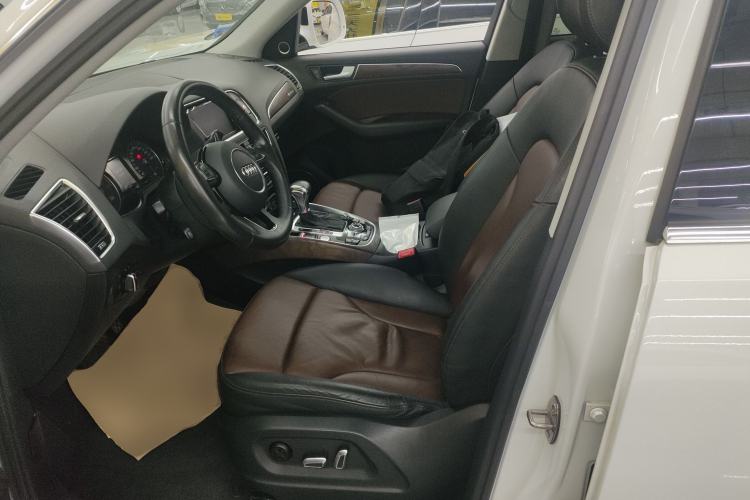 Used Audi Q5 2016 40 TFSI Comfort Model
