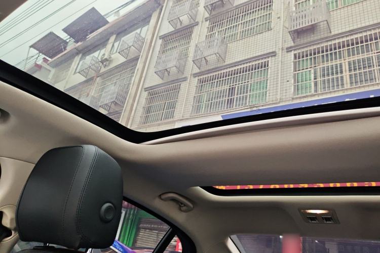 Used Jaguar XEL 2021 2.0T 250 PS S Progressive Elegance Edition Headliner