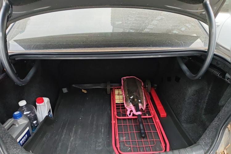 Used Volkswagen Bora 2012 1.6L Manual Fashion Edition
